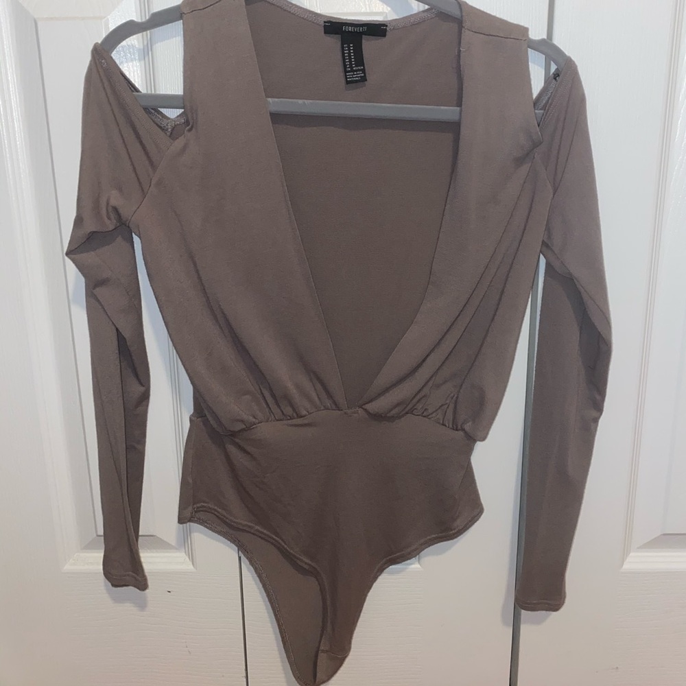 Deep V body suit long sleeve